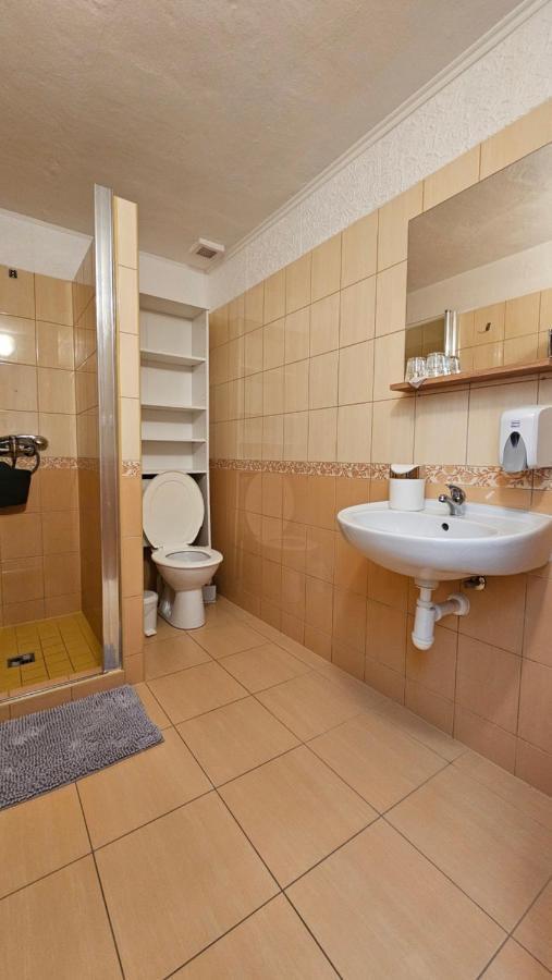 Zamecky Penzion Rotunda Břeclav Екстериор снимка